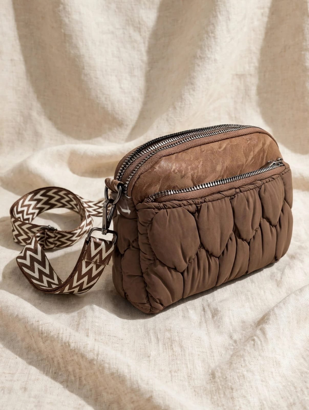 Women’s stylish pluffy luxury-look handbag